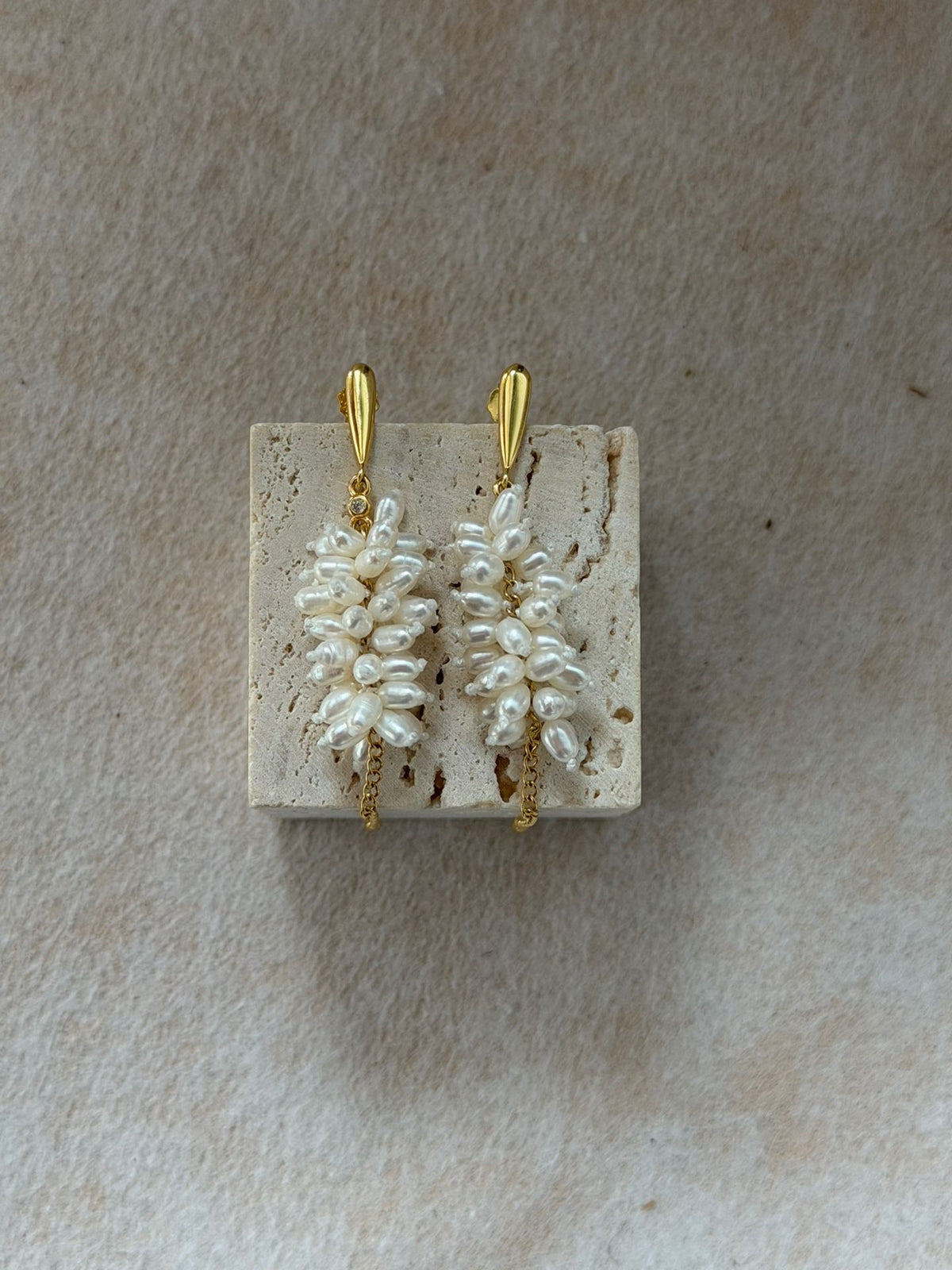 Wheat Ear Pearl Drop Earrings — Baroque Rice Pearl Cluster on Gold Thread