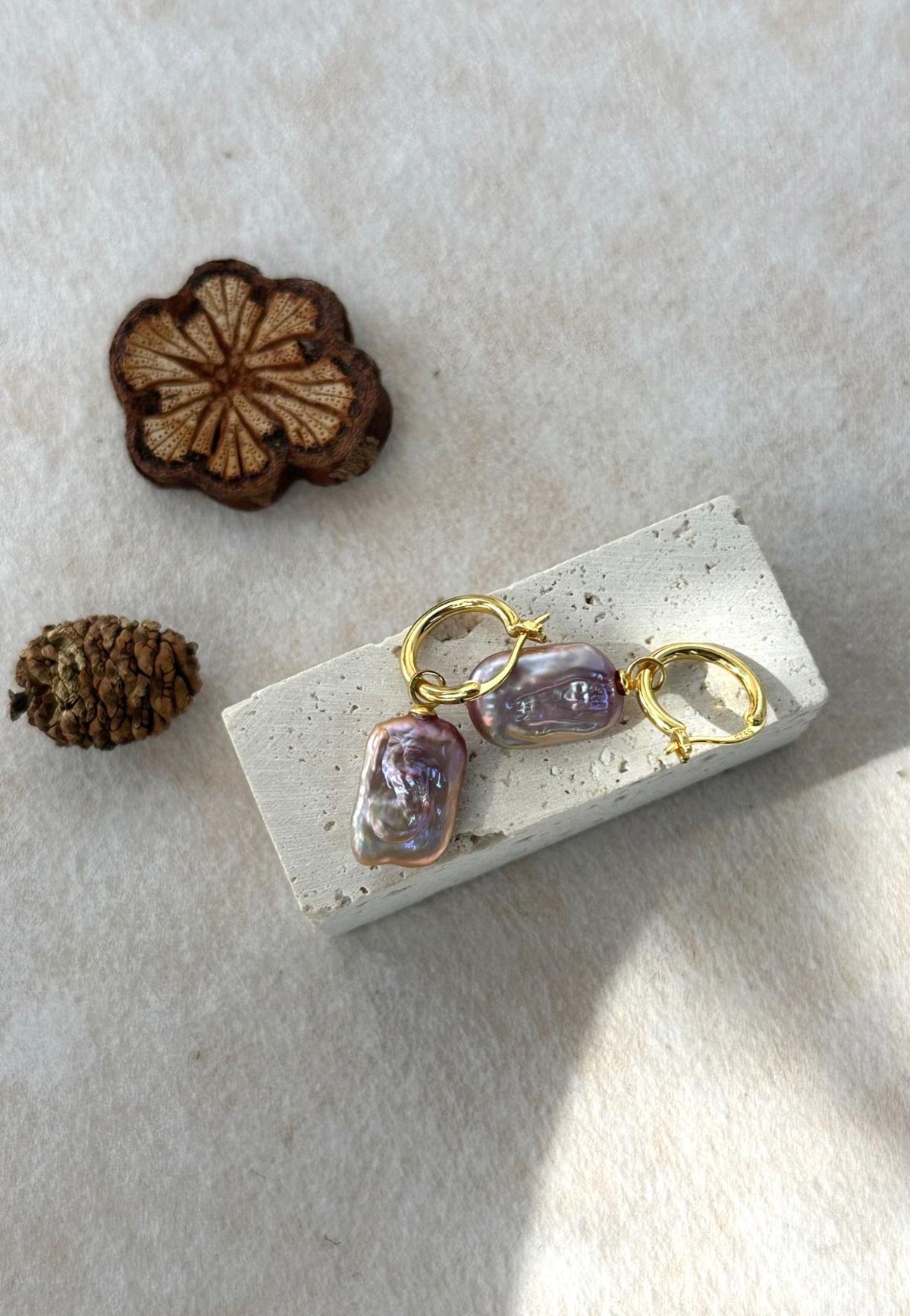 Iridescent purple rectangle pearl huggie earrings, 18k gold plated, photo 5