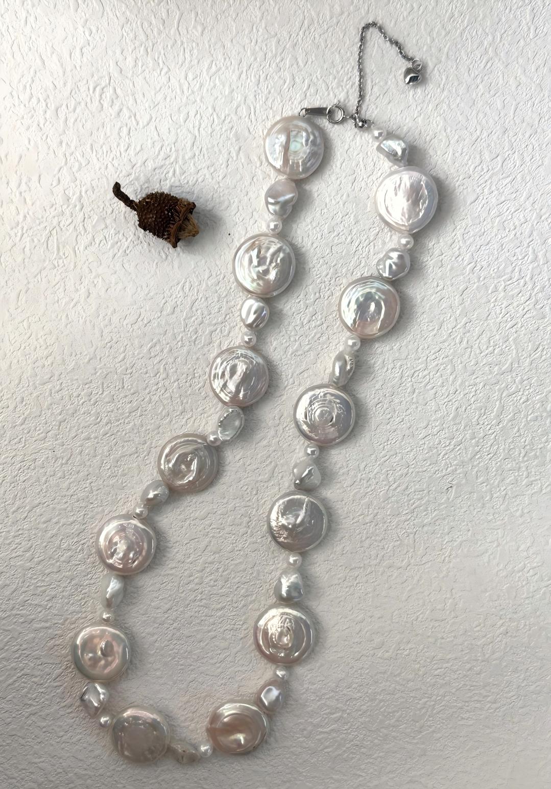 Moon and sun baroque pearl necklace in sterling silver, photo 4