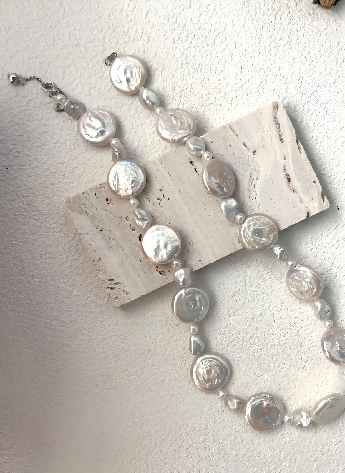 Moon and sun baroque pearl necklace in sterling silver, photo 2