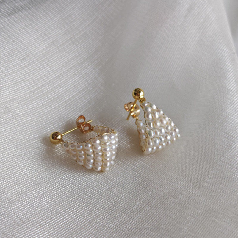 Geometric triangle pearl cluster stud earrings, 18k gold plated, photo 2