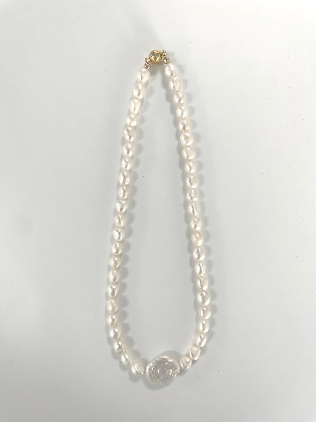 Vintage Romance baroque pearl disc necklace, photo 5