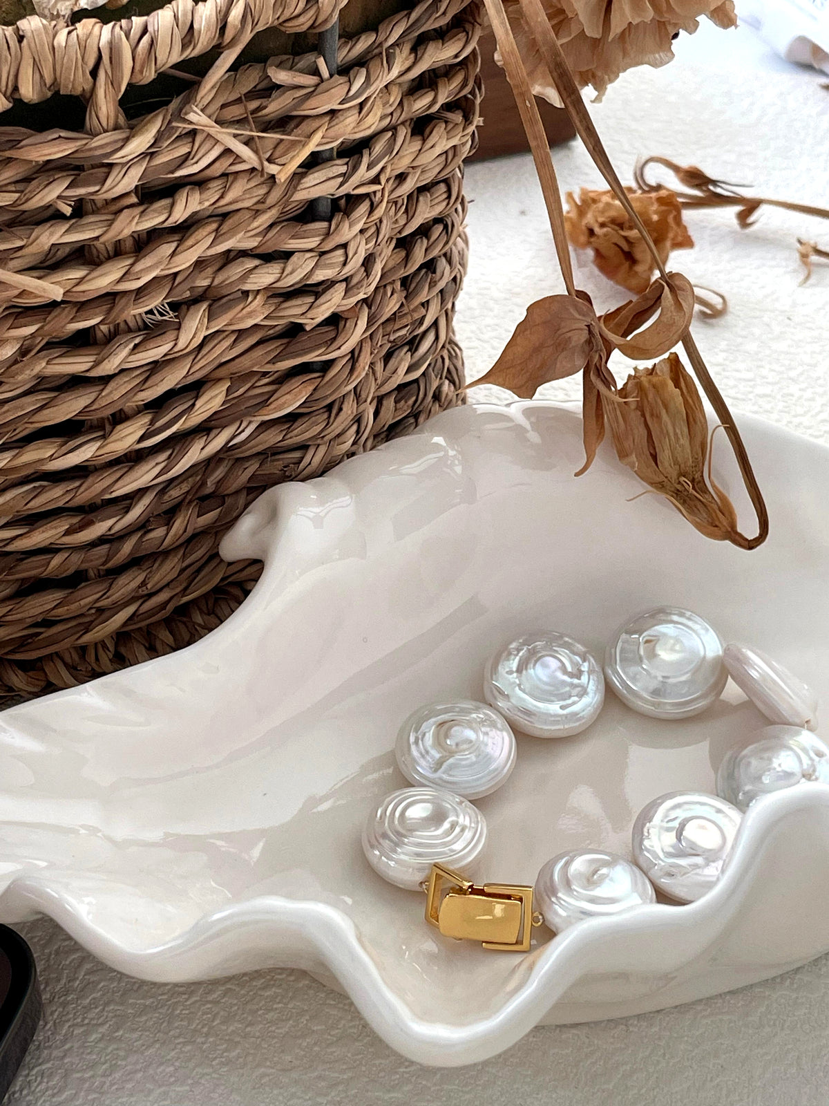 Vintage Romance baroque coin pearl bracelet, photo 4