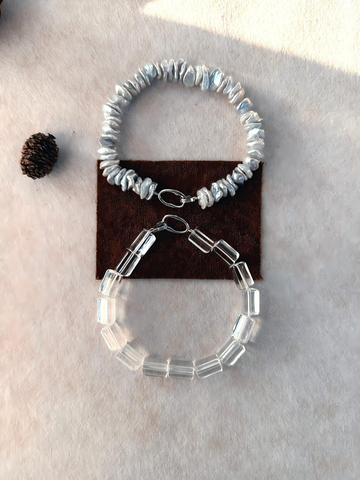Convertible clear crystal and baroque pearl necklace, photo 4